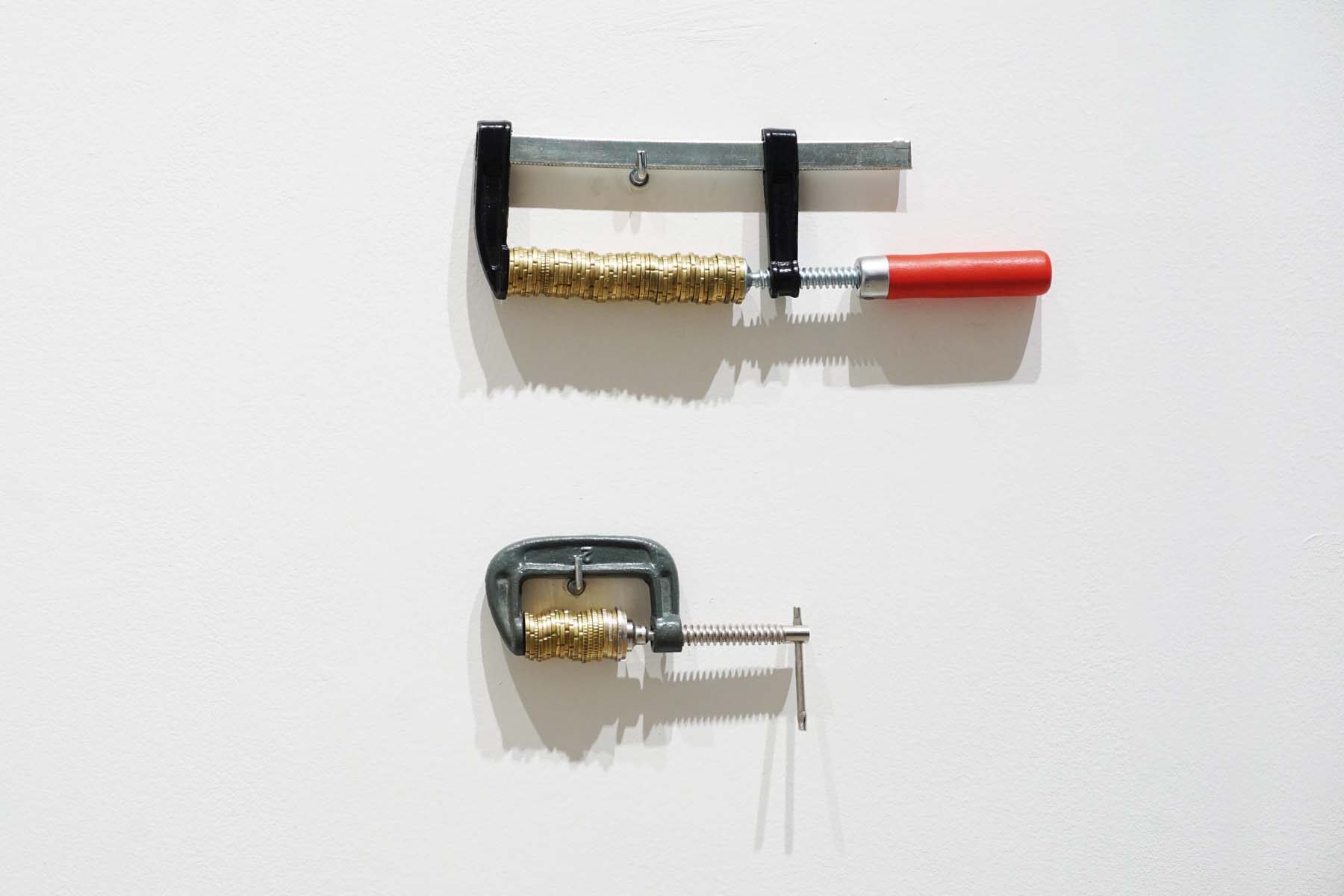 Antonio Guiotto, L’ultimo degli stronzi, 2022, vista della mostra, Marina Bastianello Gallery, Mestre