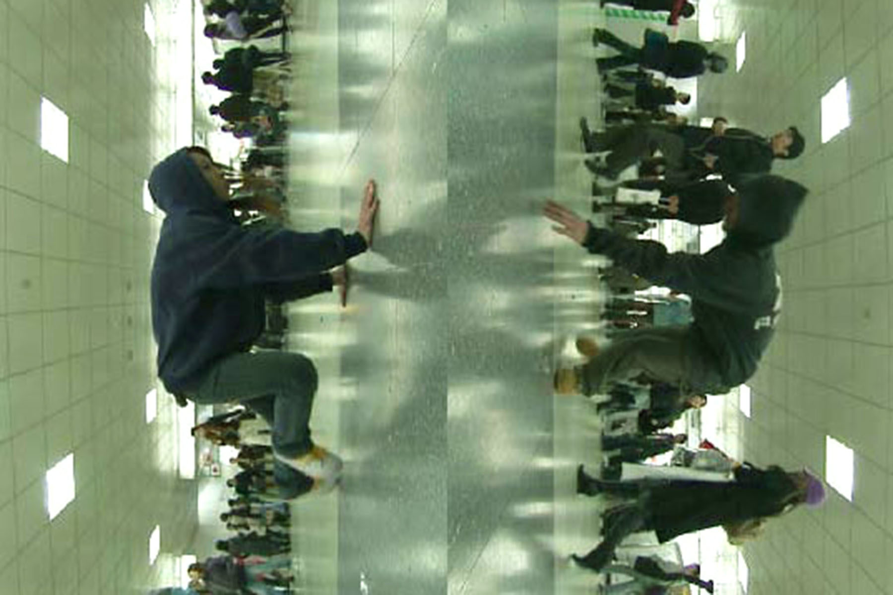 Shaun Gladwell, In a Station of the Metro, 2006, 2 channels video, 10’35’’, courtesy Studio La Città, Verona