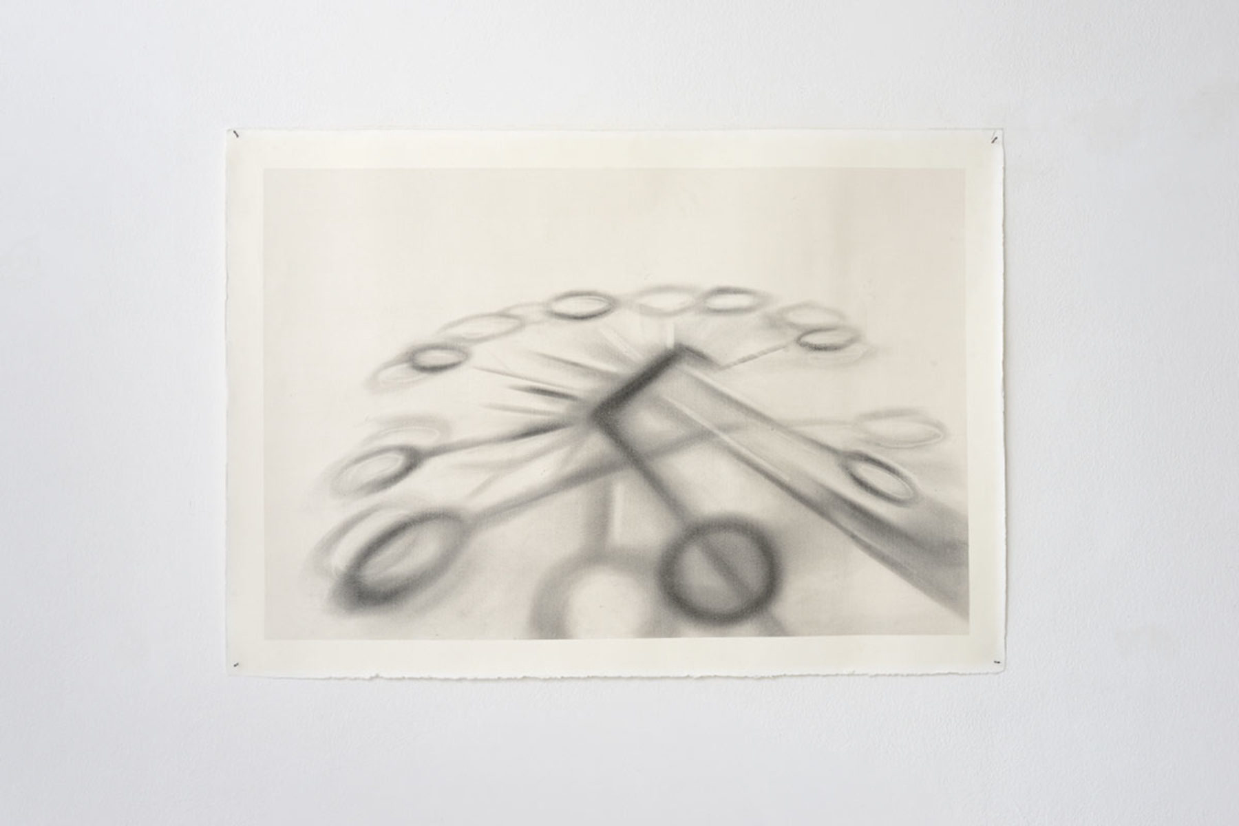 Antonio Marchetti Lamera, Raggi ombrosi, 2019, graphite on paper, 70 x 100 cm, Studio la Città, Verona, ph. M.A. Sereni
