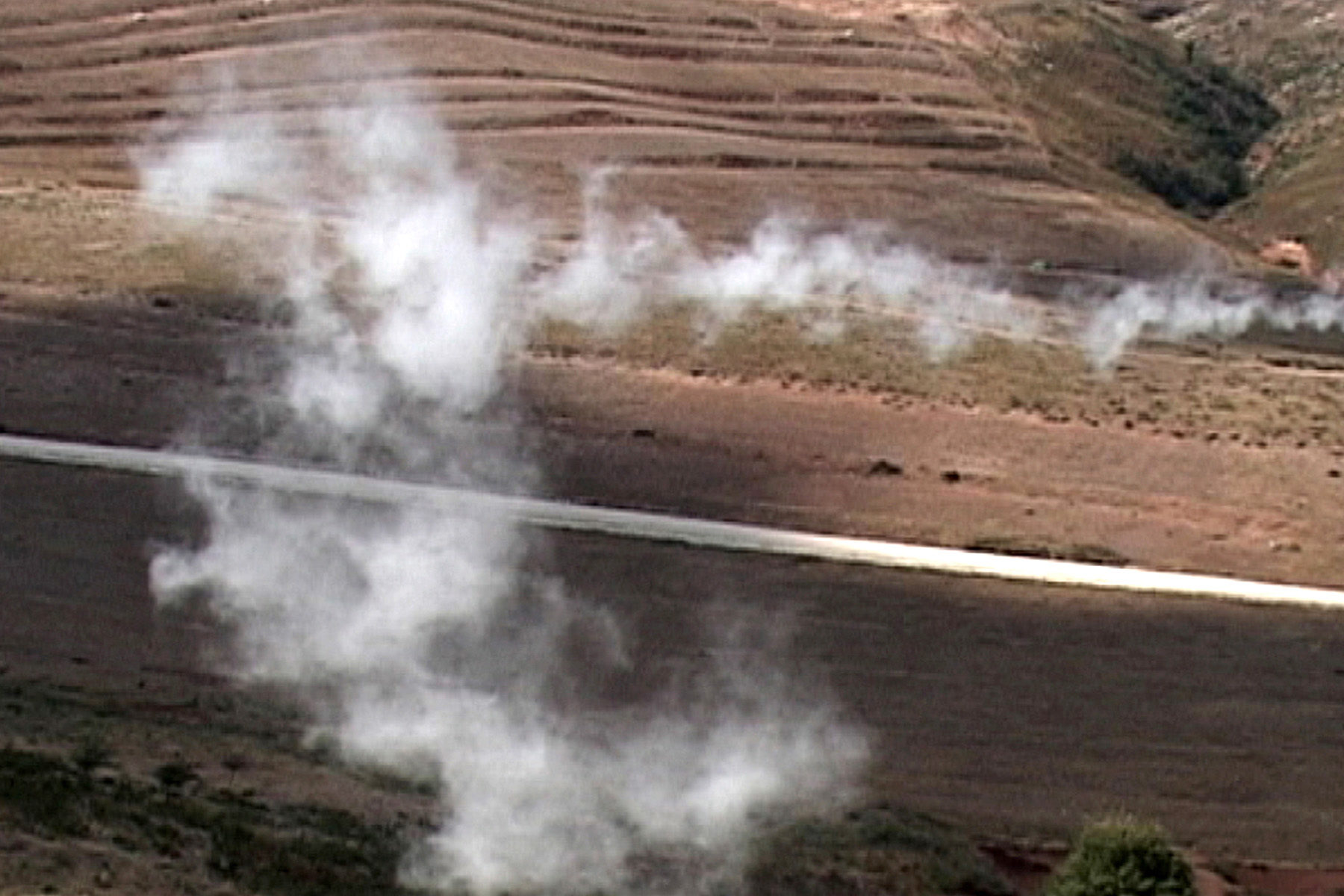 Driant Zeneli, The dream of Icarus was to make a Cloud, 2009, video, durata 4’05” H