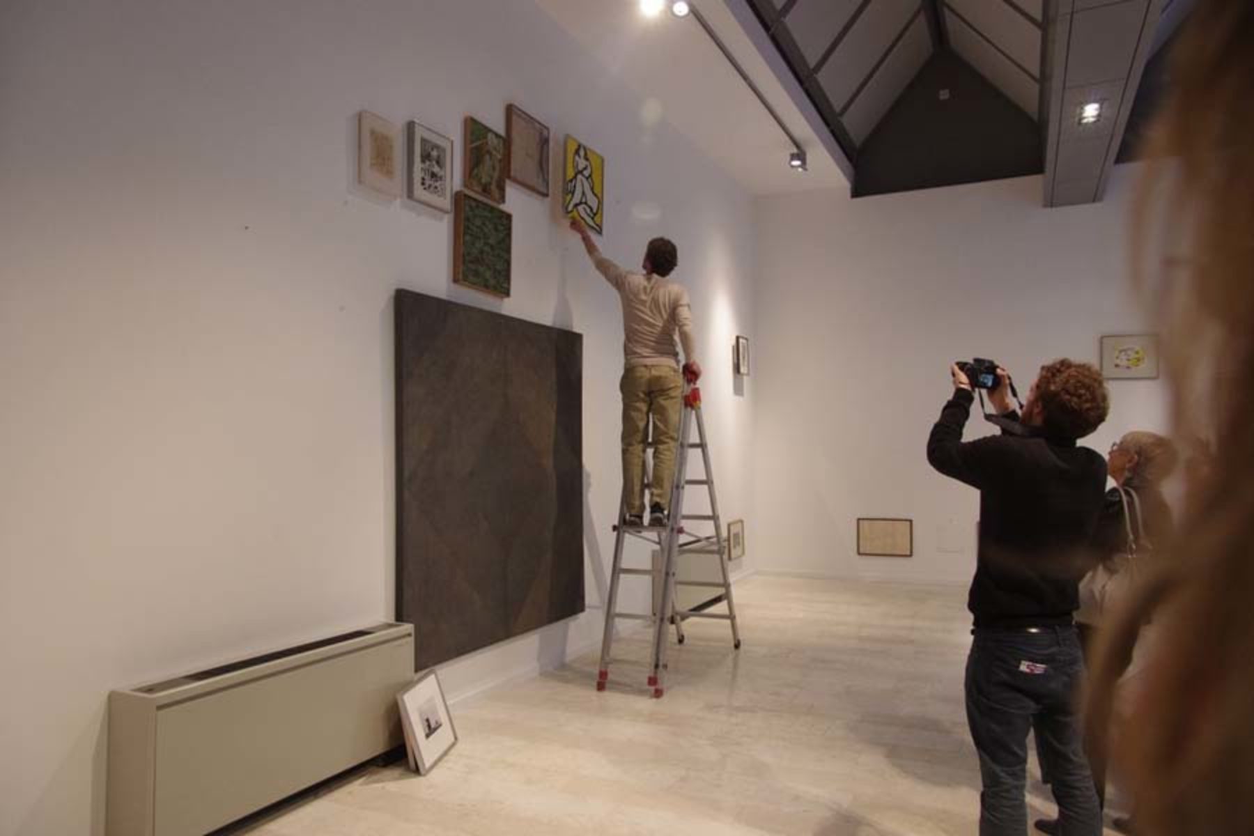 Ivan Moudov, 19 Problems, 18 Paintings, 2013, performance and site specific installation