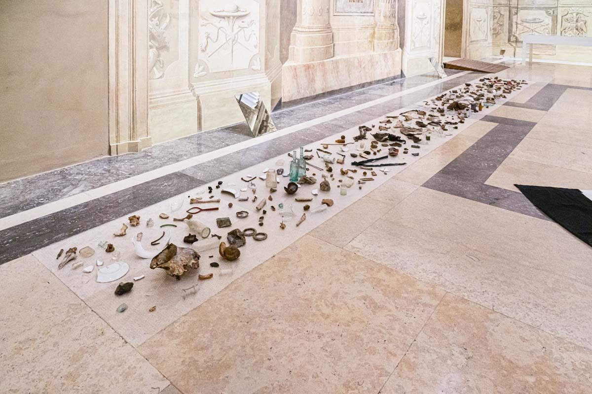 Slaven Tolj, Craquelure. Pavo and me, 2023, installation view, Palazzo d’Accursio, Bologna, ph. Nico Covre