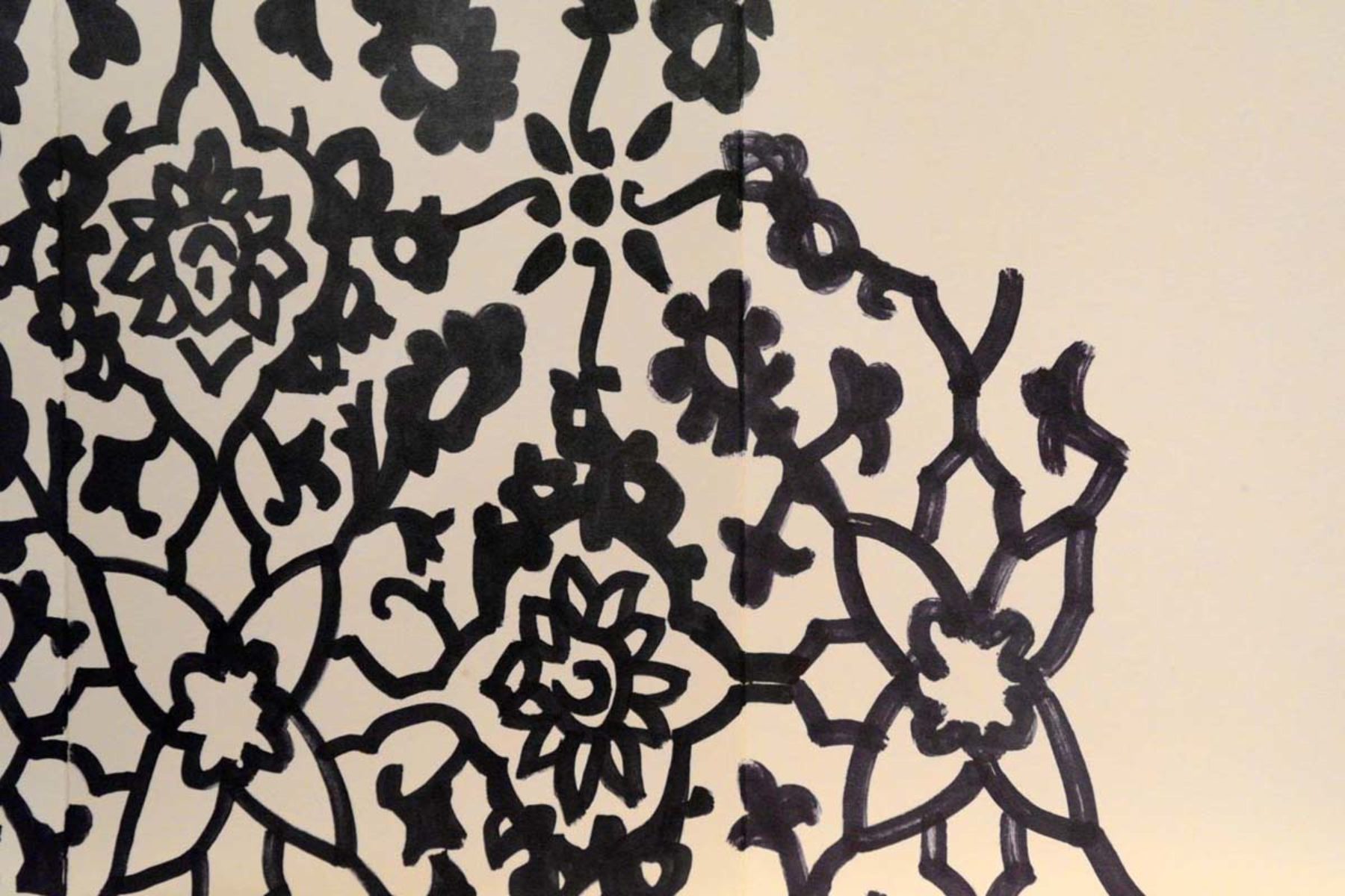Laura Pozzar, Keep off the grass (pattern #1), 2013, ink on moleskine, 244 x 14.2 cm