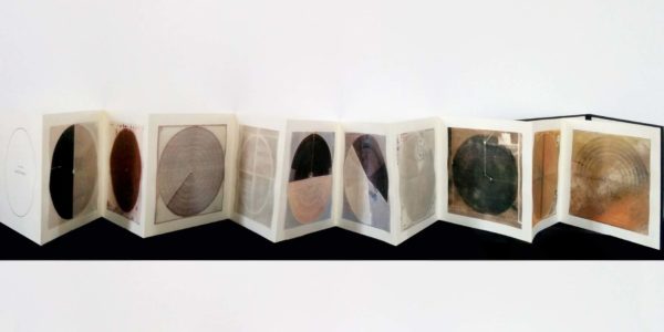 Marco Cadioli, Square with concentric circles (book), 2013-14, artist book