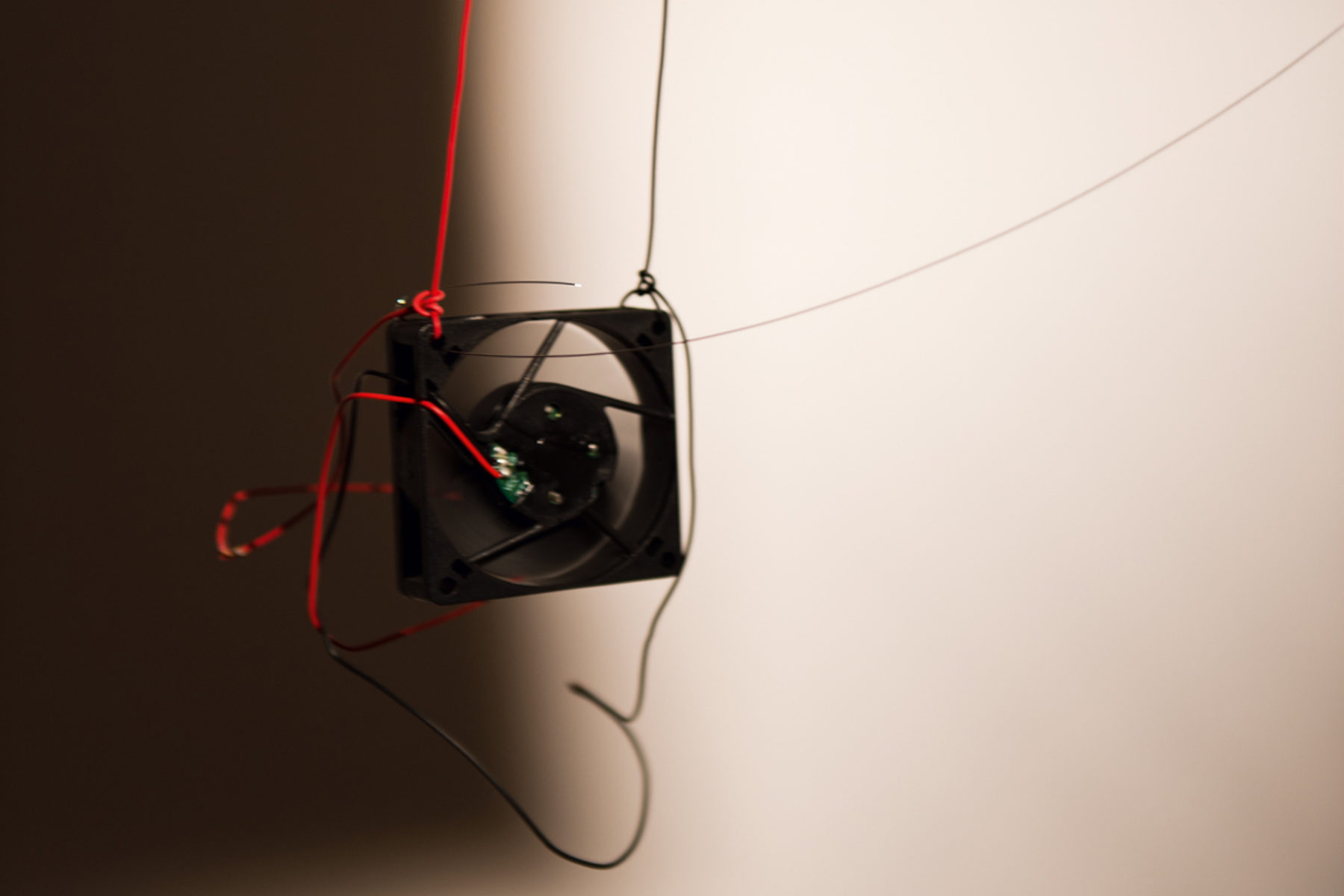 Richard Loskot, Bird System, 2012, light, solar cell, electrical machines, installation, g